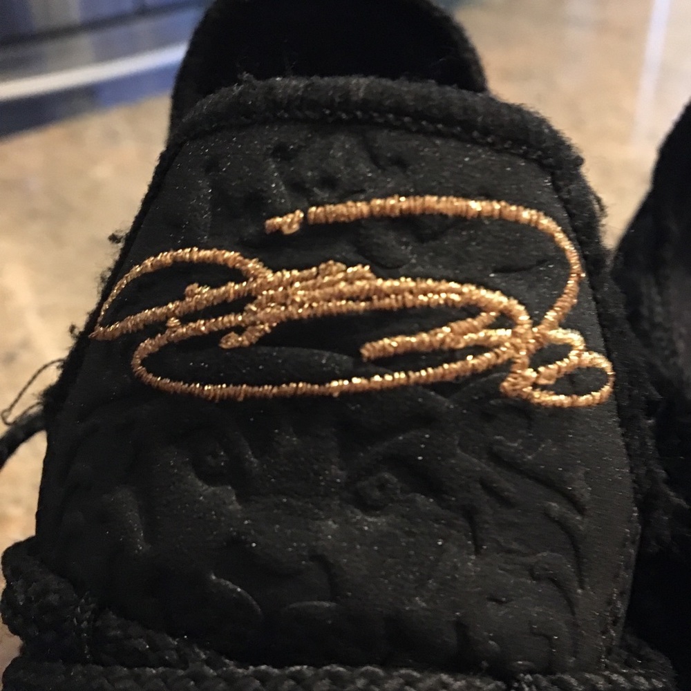 Lebron 16’s Black and Gold Grade School Size 4.
